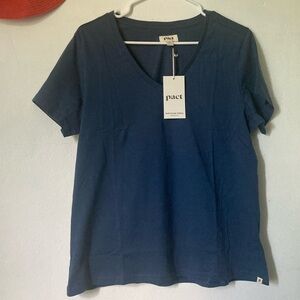 Pact Organic Cotton soft spun T shirt L - NEW